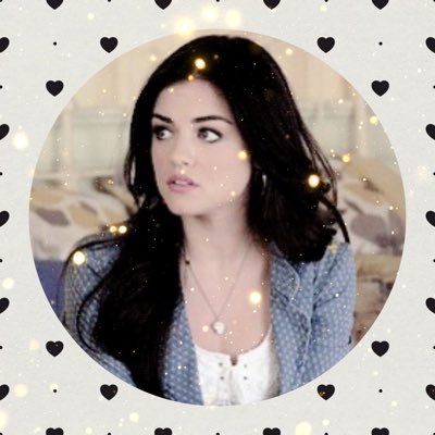 Ariapetrova15's profile picture. I’m aria petrova my mom is @limitlessfierce