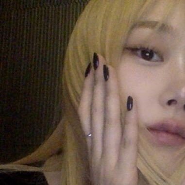 heeartagram's profile picture. daronsexual | 丰 | #soadtwt