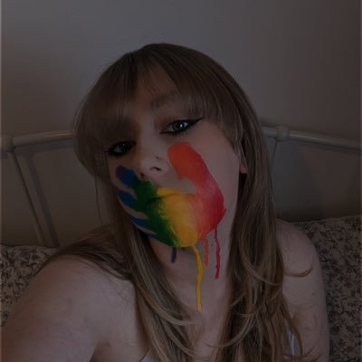luluellisss's profile picture. she/her