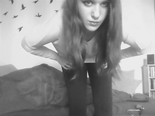 Germany // Hessen // AM ARSCH DER WELT. // 15  // Follow  @peachesx3_ REGENBOGENSPONGEBOBDROGENFREUNDIN! ♥ & @Mara_1Direction. ♥ ERDNUSS EI LOF JU! ♥