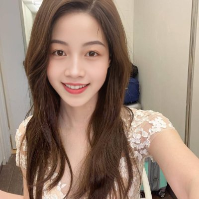 chao_sphiieee's profile picture. Living with purpose and intention