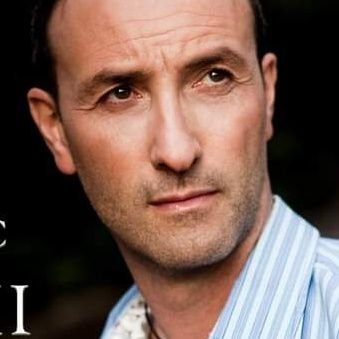 YouTuber/Author/Speaker & Founder Of Pure Energy Healing Academy - 17k Crystals Website OUT NOW https://t.co/VLOOc39OtY