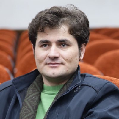 از هر طرف که رفتم جز وحشتم نیفزود //// زینهار از این بیابان وین راه بی نهایت