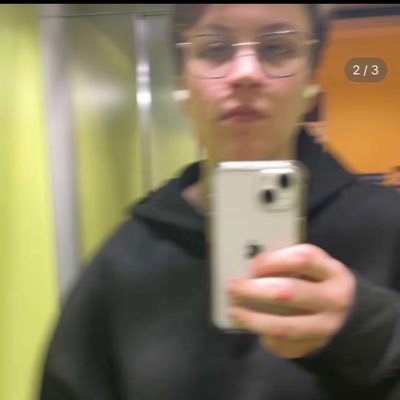 Max735841732451's profile picture. 