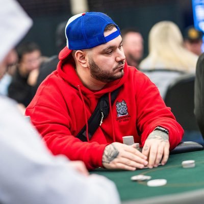 Owner Of Underdog Poker | Pro Poker Player • Content Creator | 🎥 Vlogs • 🧢 Apparel • 📷 Life |👇🏻Watch + Shop👇🏻