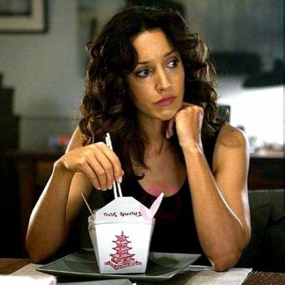 theresabae__'s profile picture. bette porter 😩