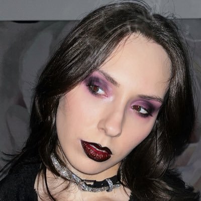 _M4th1ld3_'s profile picture. I'm a million different things and not one you know
