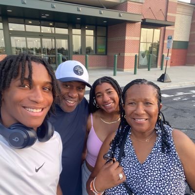 CoachOrlandov's profile picture. 