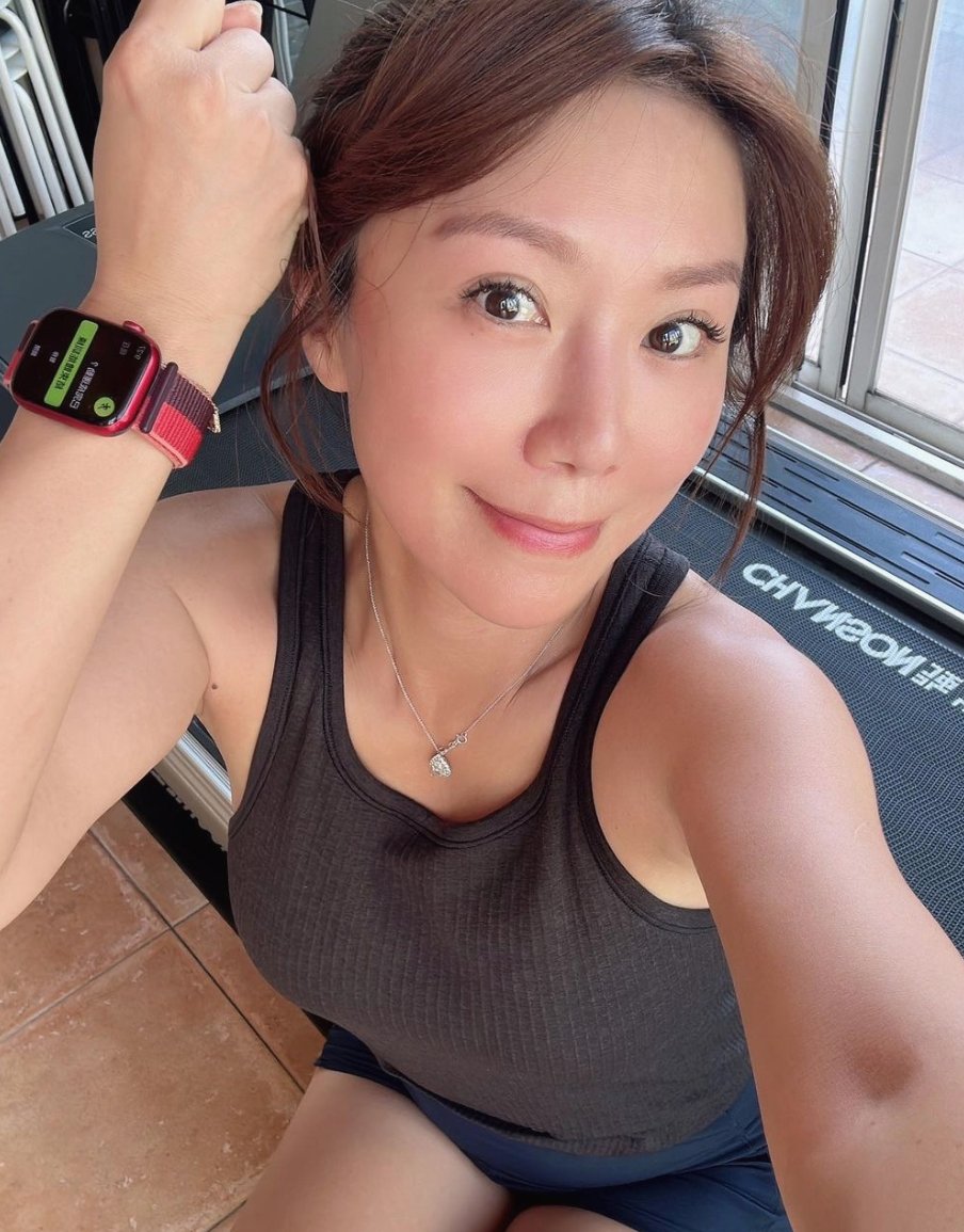 🚀 新しい在庫コミュニティがオープンしました!
今すぐ参加して、3 つの限定株式ヒントを無料で入手しましょう!
毎日の市場分析と取引戦略
長期的な成功のための高度な投資戦略
ポートフォリオの最適化とリスク管理
経済とマクロトレンドに関するインサイダー情報
LINEを追加してすべてゲット!