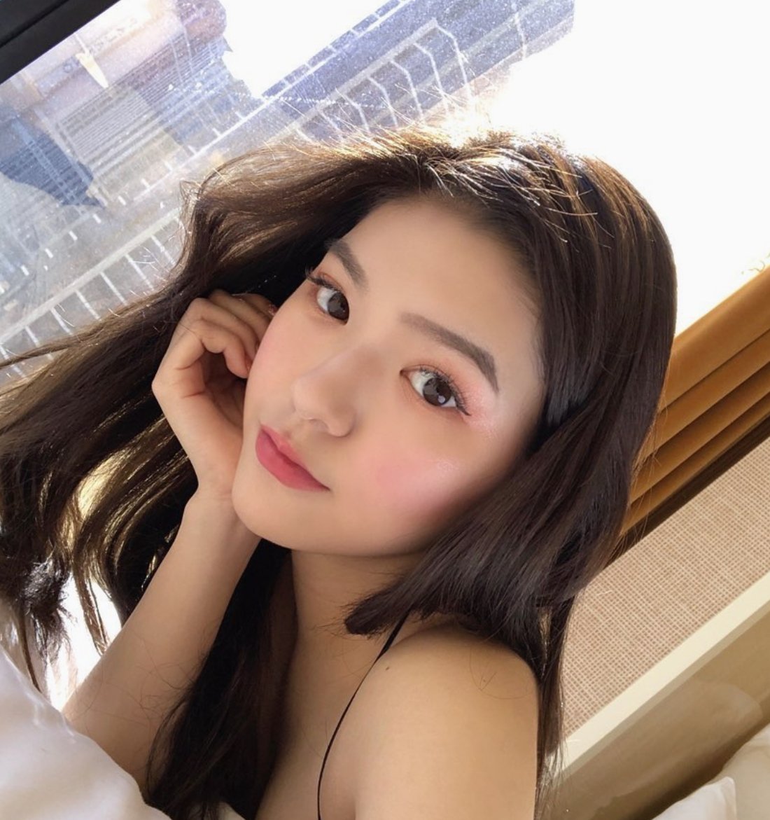 KathlynnKi68301's profile picture. 🚀 新しい在庫コミュニティがオープンしました!
今すぐ参加して、3 つの限定株式ヒントを無料で入手しましょう!
毎日の市場分析と取引戦略
長期的な成功のための高度な投資戦略
ポートフォリオの最適化とリスク管理
経済とマクロトレンドに関するインサイダー情報
LINEを追加してすべてゲット！