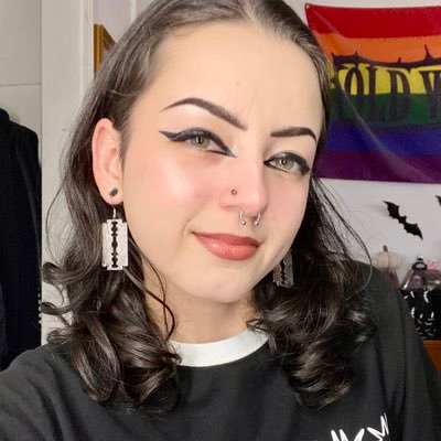 ★ this bitter journey cannot end without beginning ★ she/they • priv: @moralxhex • https://t.co/jgQJPbxhYH