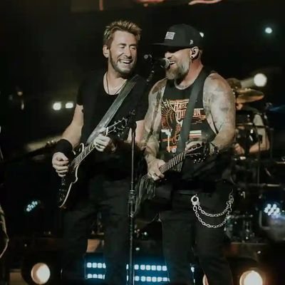 Live From Nashville'out NOW!,🚌🤘🏻
Text us: +1 (310) 706-2016