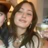 inejrealgf's profile picture. eu e a ella purnell tomando chá