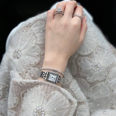 مالي غنا عنك أنا الله فيك مغنيني، ولا لي عوض عنك انا الله فيك عوّضني❤️💍