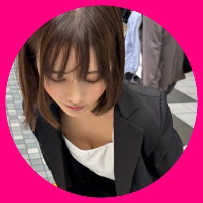 qNtEdX9K5113646's profile picture. 高校教師の私でよければ、LINE交換しませんか?
教師の仕事に少し疲れちやって….
全部忘れたいときもあるの...
癒やして欲しい.
https://t.co/sdUdmqvajO
