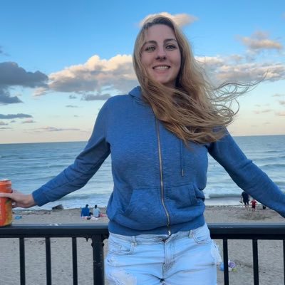 StonkQueen's profile picture. bet my twitter is older than yours