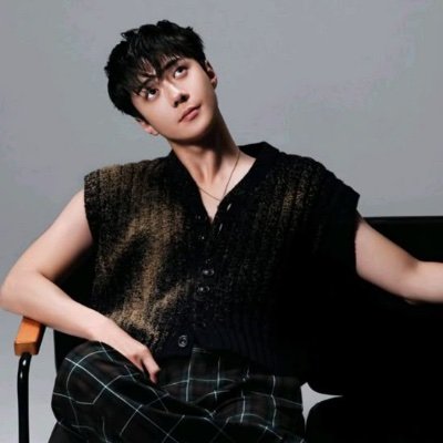 erisxekso's profile picture. let’s love.