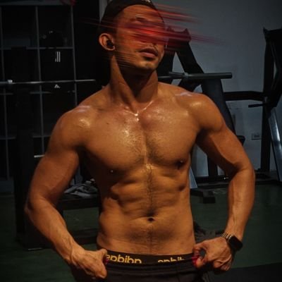 I'm petite,lean body type with an athletic build. I'm not as tall as I seem.
🌊BEACH
💪FITNESS
✈️TRAVEL
#TWUNK #NEWBIE