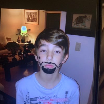 estebanddlc's profile picture. 