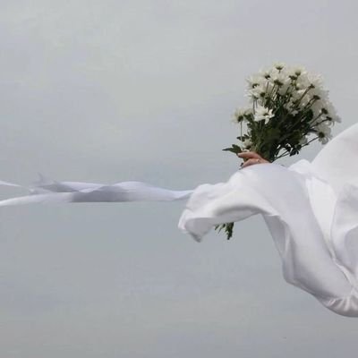 طالبة علوم حاسب | UI/UX Designer | شغوفة بالكتب والأدب العربي | أقاوم وأفيض أملاً 🌿