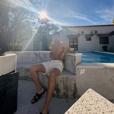 belsongrandee's profile picture. 