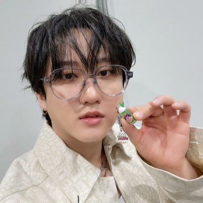 aliena_irl's profile picture. ♦︎ musician || 🇨🇦 || ENTP || Seolar & Stayville Designated Driver 🧷 ✦ Hyunjin to my Han @Secretx2_anna ✧