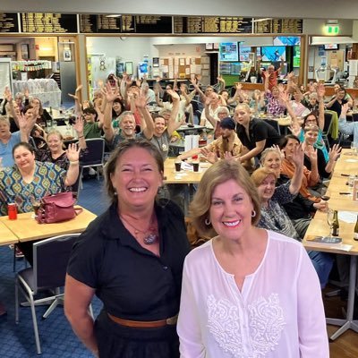 leechristine59's profile picture. Published with Allen & Unwin. Charlotte Pass, Crackenback & Dead Horse Gap. GLENROCK out now!! Tweeting #writing ✍️ 🎮 🐶 ⛷ 🎾 Tweets are my own.