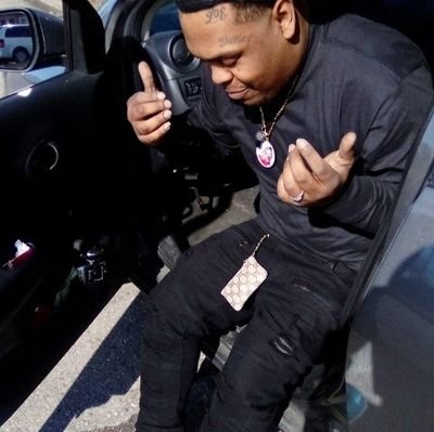 I don't buy pussy or do meetups so stop asking me dat I'm just here to be here