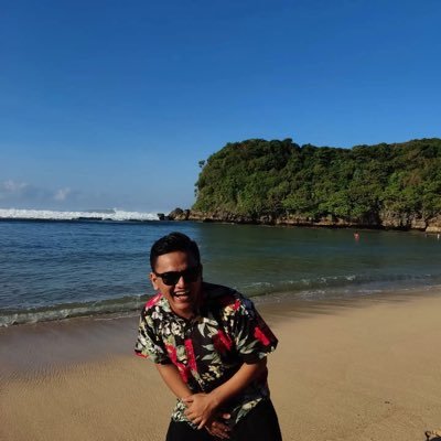 Dhana657927211's profile picture. 