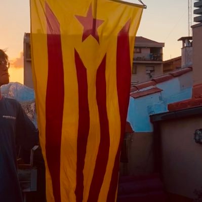 Un capdetrons osonenc. Nacionalista i Comunista. Militant de Nosaltres Sols! i del SEPC.