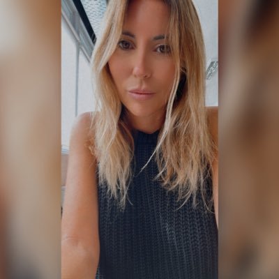 Abogada UBA 🏛️| Esp Der Púb PTN| Maest Compol AUSTRAL| Consultora 👩💻| Comunicadora🎙️| +20 años Función Pública en VIALIDAD | Arg 🇦🇷|TRANSPARENCIA PÚBLICA