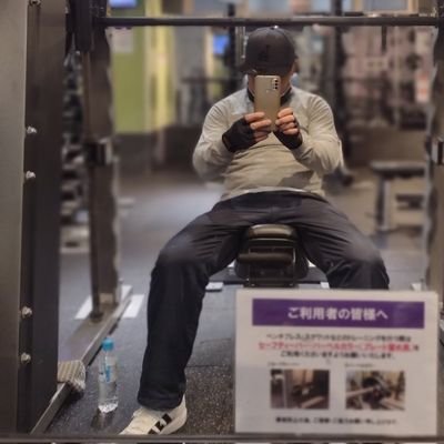 ultramax500's profile picture. 俺は多分生き方ミスってる
けどこうにしかできなかった