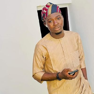 Ridwanulaah's profile picture. MUSLIM | Political Scientists | Manchester United⚽️❤️| Amala&Gbegiri😋