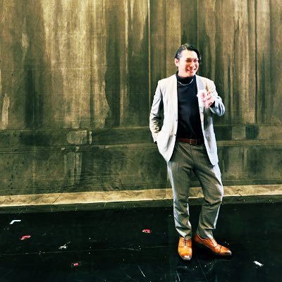 オペラ歌手(声種:バリトン)/藤原歌劇団・日本オペラ協会所属/気軽にフォローしてください♪