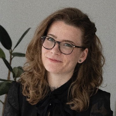 tech writer @ Google, aka the groundskeeper over at https://t.co/bqCbzpSnnB. i'm also in the other place: @lizzi@mastodon.social