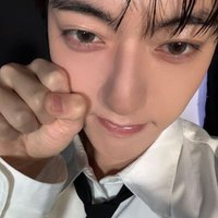 nini (@_jellynini) 's Twitter Profile