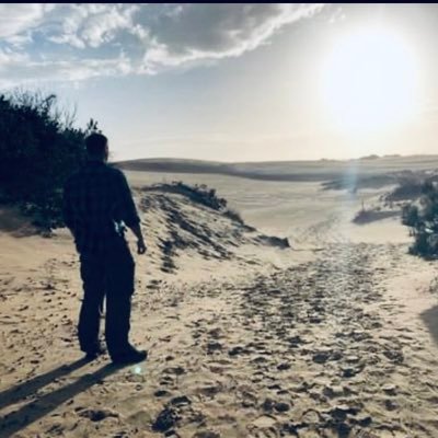 oflifeandwild's profile picture. might just delete Twitter as a treat