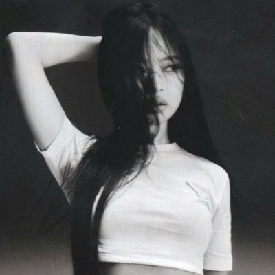 knfehappy's profile picture. horror + kpop ₊˙♡﹗˚ ༘