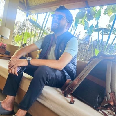 jatin_006's profile picture. Gooner|Public Policy|Perceptive|Rock &Roll|Walter Mitty|International Relations|Society|Travel|#onearsenewenger
