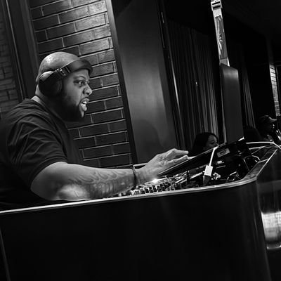Open-Format DJ/PRODUCER IG DJCLYDEGARNER #TOP40 #EDM #OPENFORMAT #HIPHOP
