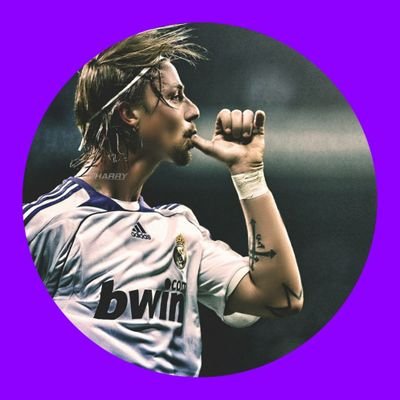 @realmadrid • 36 Liga 🏆• 15 UCL 🏆 • @cristiano 🐐 @Robinho ❤ @Guty14haz 🤍 @omzodollarPMC 🎤 ¡HalaMadrid Y Nada Más! 🤍💜