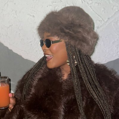 Techie || Level 2 Wine sommelier 🍷 || Books 📚 || TV show recaps ||