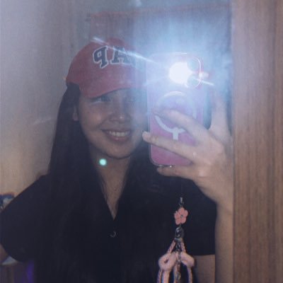 skbnvsls's profile picture. 