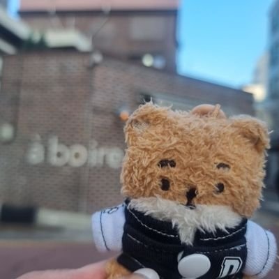 Sllyaaaaaa's profile picture. 