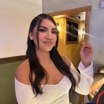 Travel Nurse 🤍 IG: @alethe_rn | @concourseproj : CODE: ALE777 ✨