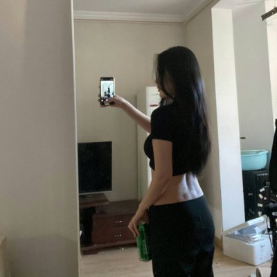 PayalKumar31349's profile picture. 初来推特，喜欢可以点个关注