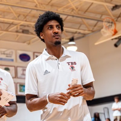 RaeVillines's profile picture. UNC Chapel Hill Alum | Head Men’s Varsity Coach at Cresset Christian Academy | 4x NCISAA State Champion