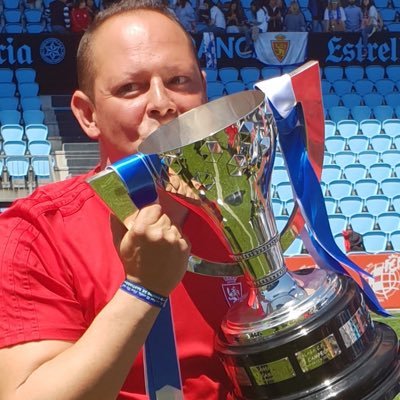 2-Entrenador Yeclano Dptv. Ex 2º SD Ejea, Ex Entrenador Zaragoza CFF Ex Ent. Asistente Real Zaragoza-2º Dptv. Aragón CAMPEÓN DE ESPAÑA DHJ 18/19