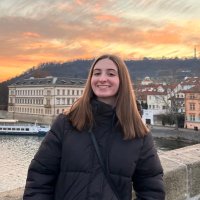 Beatriz Castro (@beaacastroo_) 's Twitter Profile