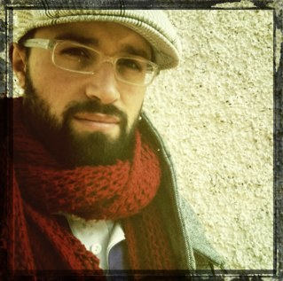 MrShaked's profile picture. Photographer • Founder @themessagemag • Music •FK Austria Wien